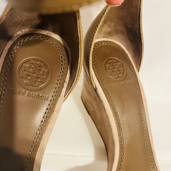 Tory Burch-3" Wedge Heels-Light Taupe/Tan-Size 9-Strap Ankle-Leather/Suede Mix - Picture 4 of 16